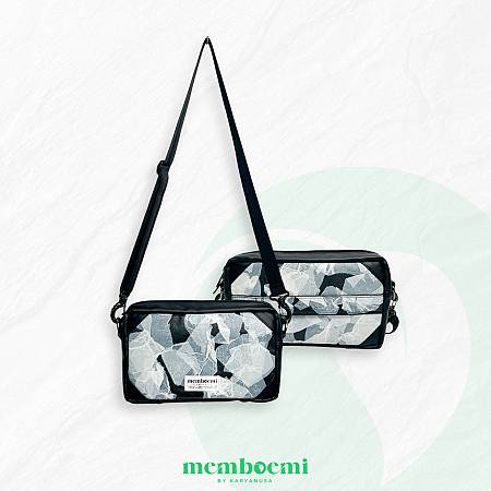 Plastik Hand Bag Memboemi